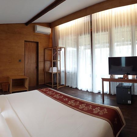 Teras Hotel Ijen Banyuwangi Banyuwangi  Kültér fotó