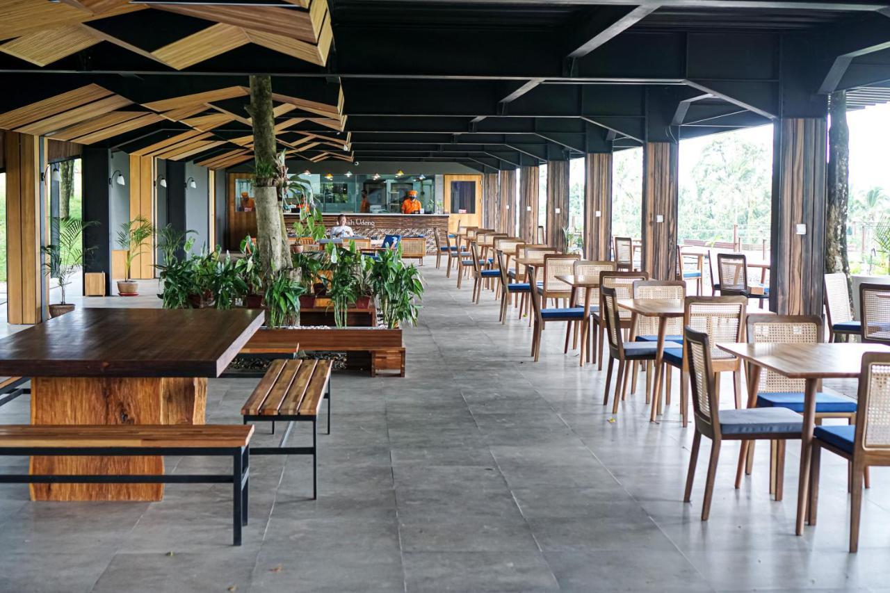 Teras Hotel Ijen Banyuwangi Banyuwangi  Kültér fotó